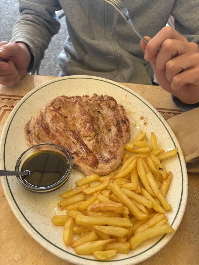 Sheila_Restaurante Gran Bar_Bélmez_recensione