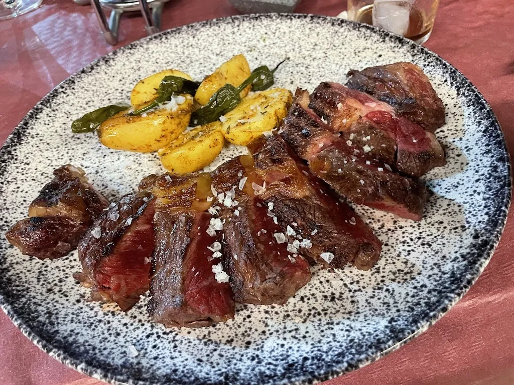 Enrique Palomares Espinosa_Bar restaurante Casa Juli_Cabra_review