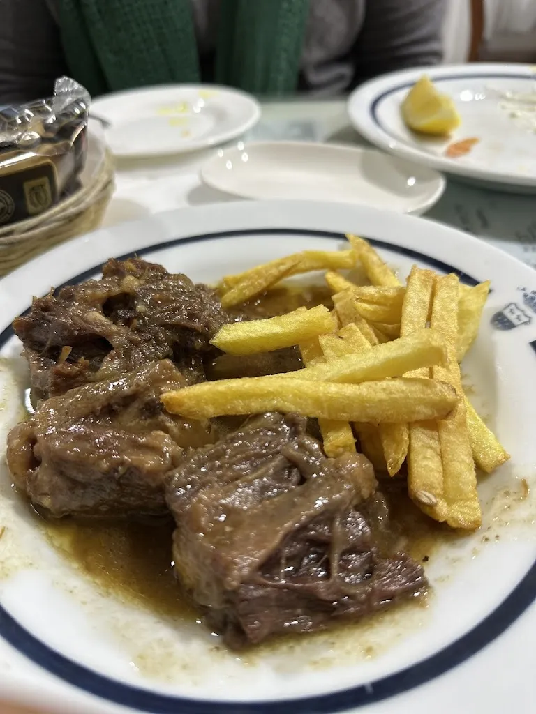 Brian Tran_Restaurante La Malagueña_Cabra_Bewertung