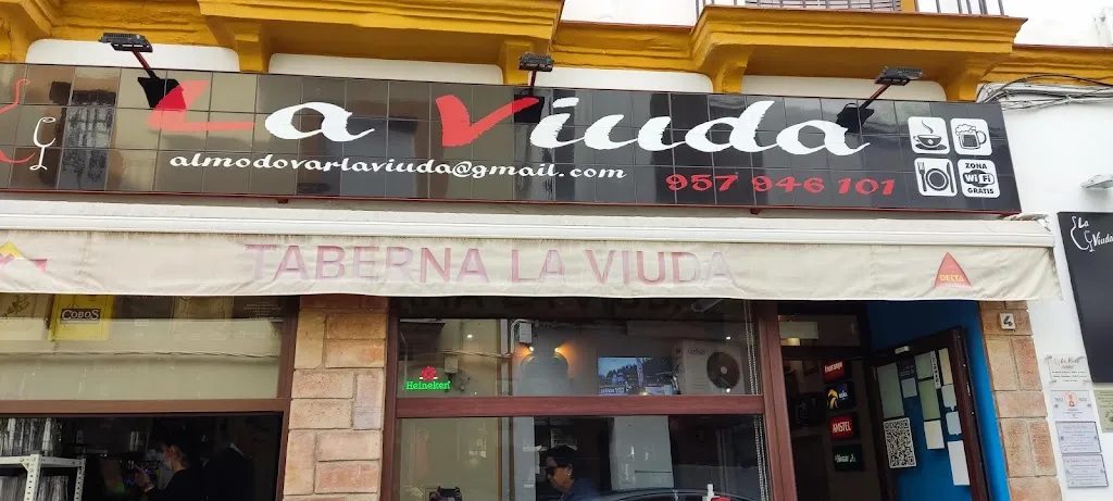 Taberna La Viuda_Almodóvar del Río_slider_image_1