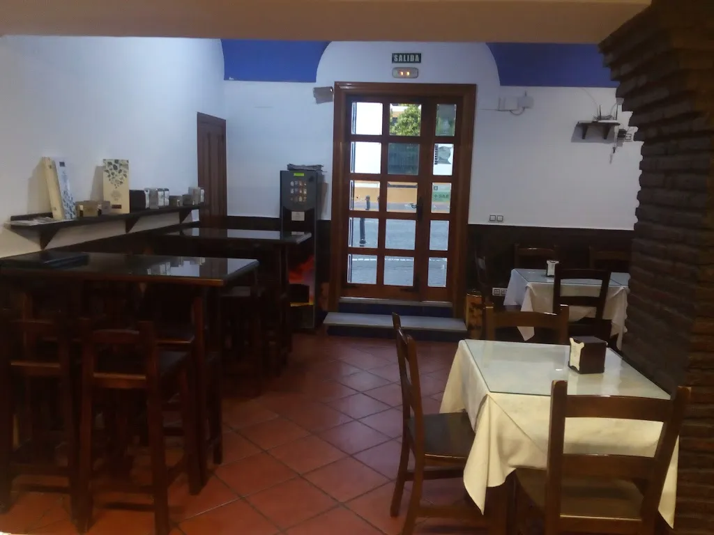 Taberna Ateneo restaurant in Almodóvar del Río