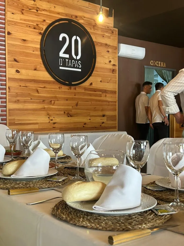 Bar de tapas 20 D' tapas_Almodóvar del Río_slider_image_2