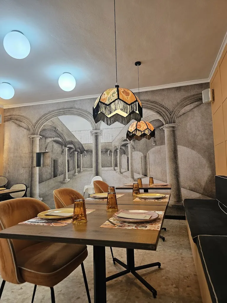 Restaurante los Llanos_Almodóvar del Río_slider_image_2