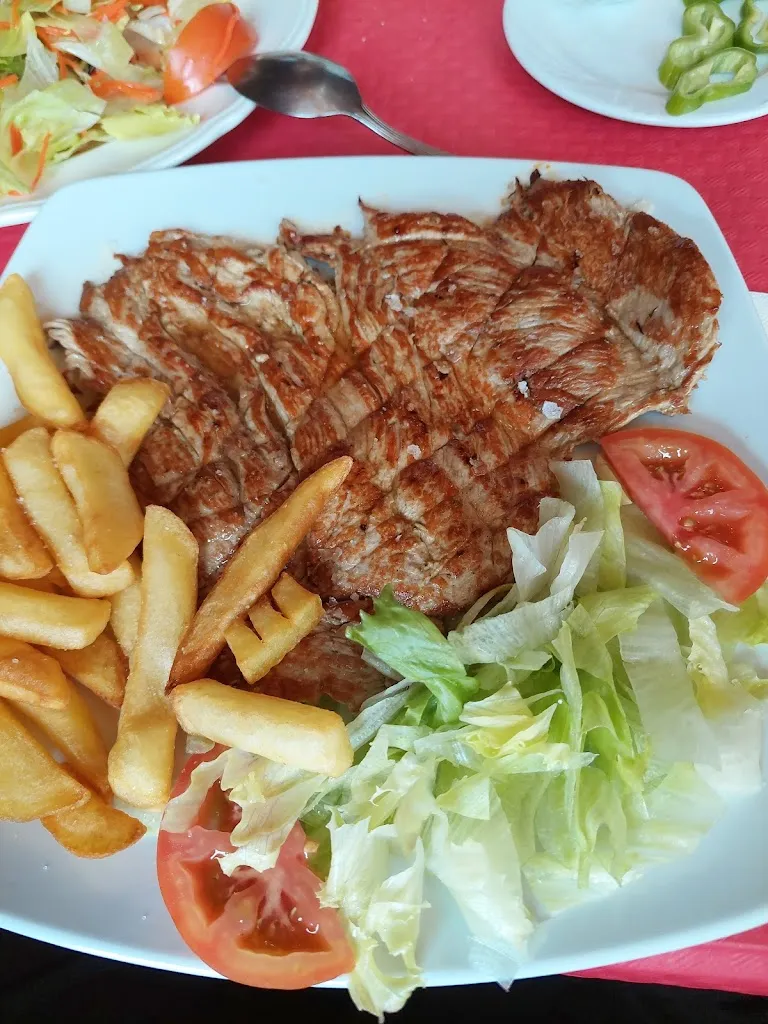 Tjaša Vaupotič_Pizzeria Victoria_Almodóvar del Río_review