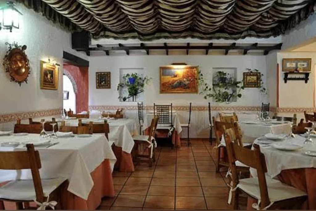 Rte. La Taberna de Almodovar restaurant in Almodóvar del Río