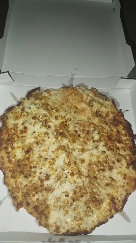 Carlos Gutierrez_Pepe y Gracia Pizzeria la Plazza_Benamejí_review