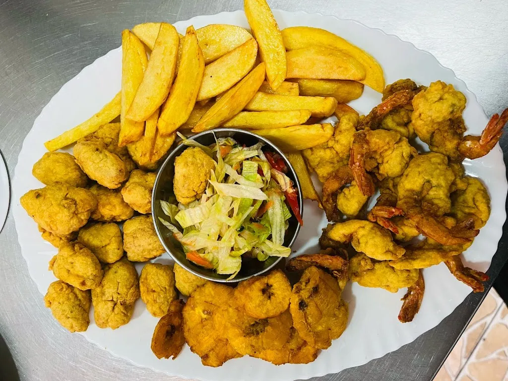 CEVICHERIA Y RESTAURANT ZONA MAR_Carcelén_slider_image_2