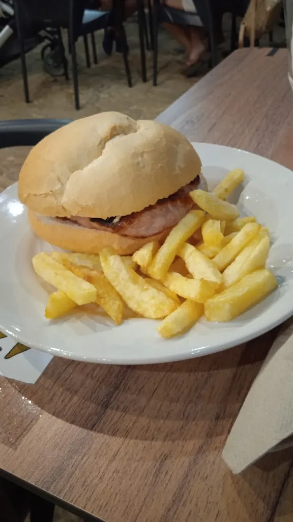 Restaurante Bar El Parque_Carcabuey_slider_image_3