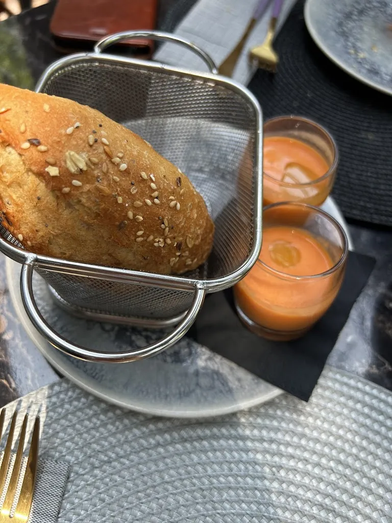 afnan fandi_Terraza Gran Café El Espejo_Espejo_recensione