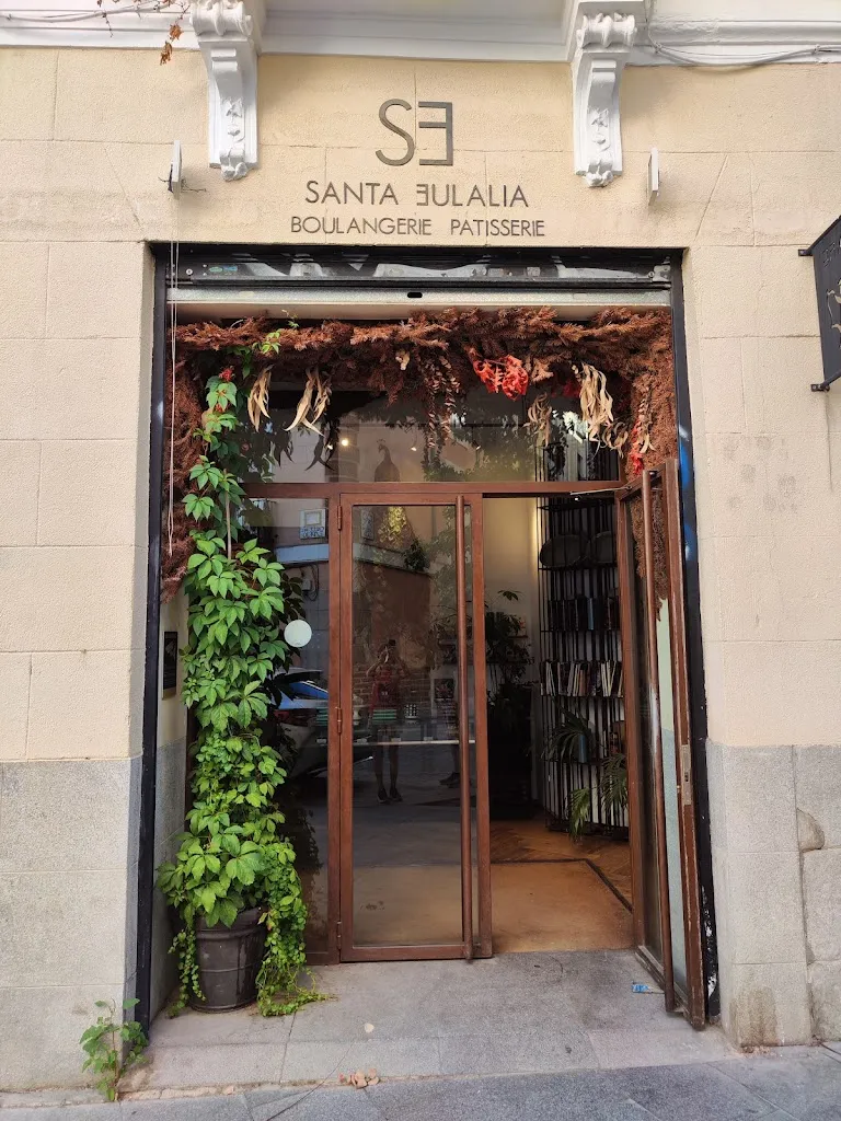 Pınar Gül 1._Santa Eulalia_Espejo_review