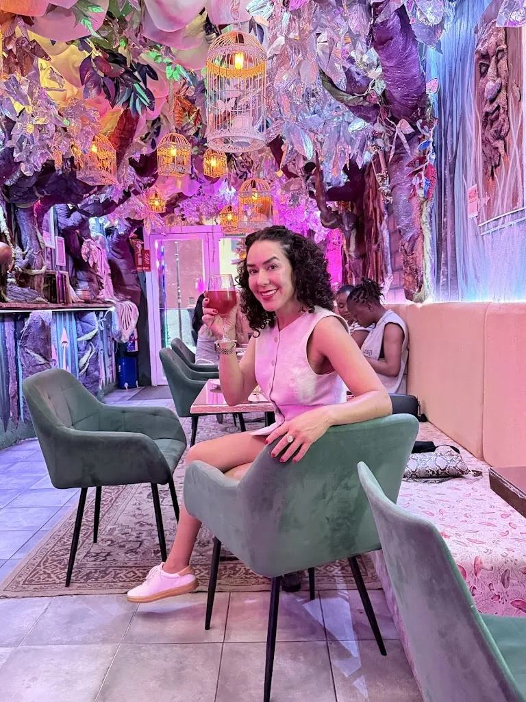 A. C._Serendipia La Caza Endulzada_Espejo_review