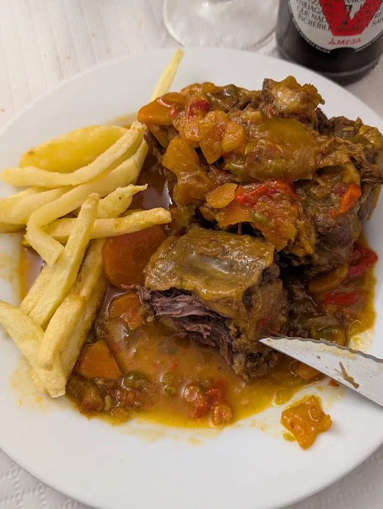 Xavier Racine_Mesón Restaurante Los Arcos_Castro del Río_review