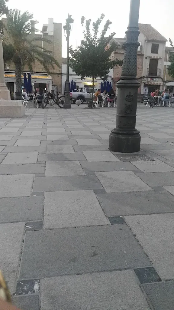 Trucker Rachid _Bar La Mariskería_Castro del Río_review