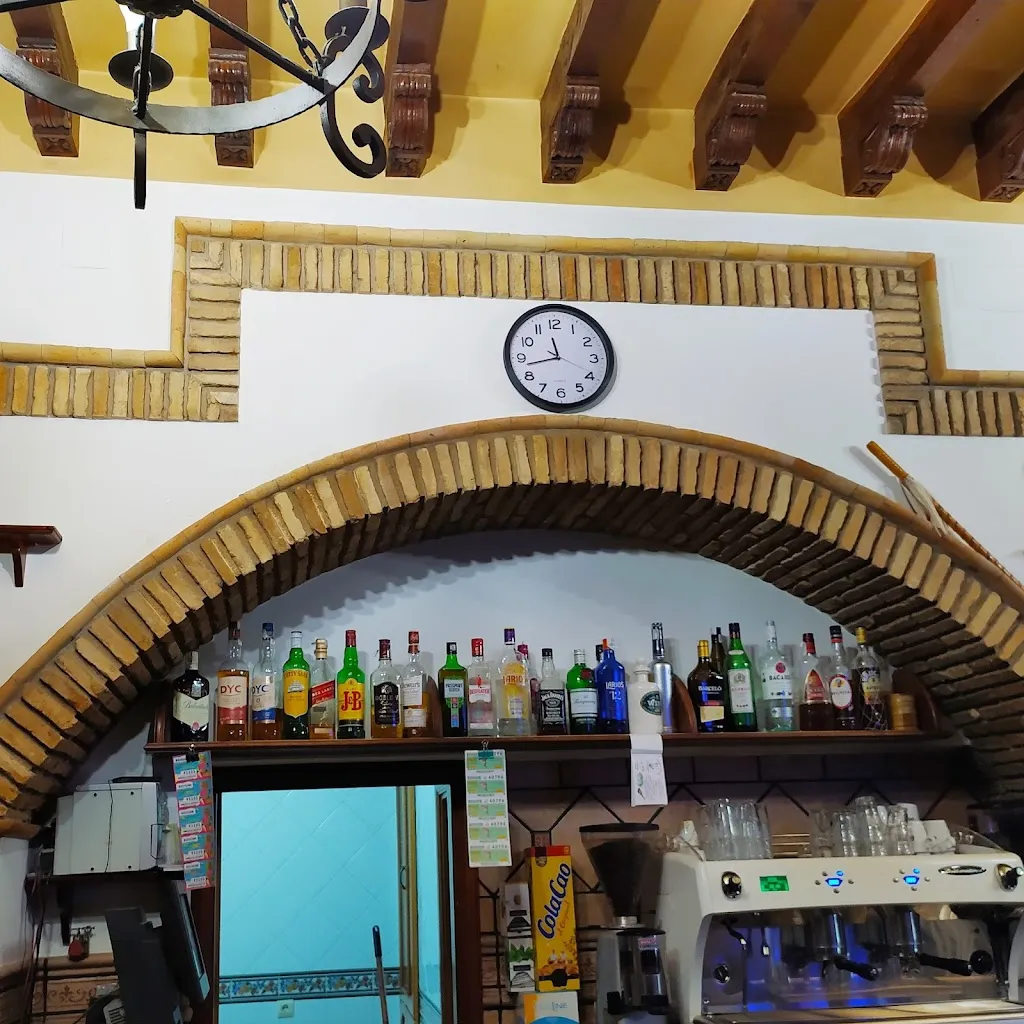 Bar los Molinos restaurant in Castro del Río