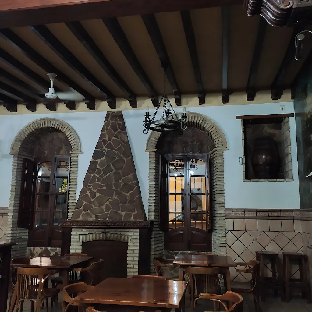 Bar los Molinos_Castro del Río_slider_image_2