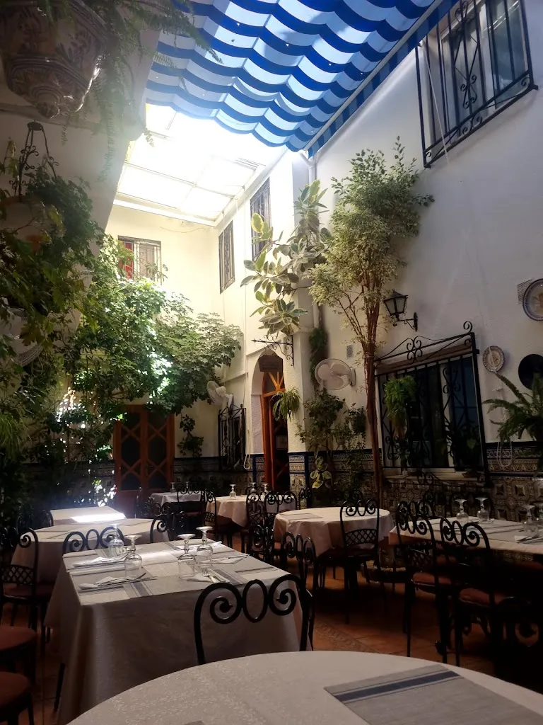 Casa Morejón S.L._Doña Mencía_slider_image_2