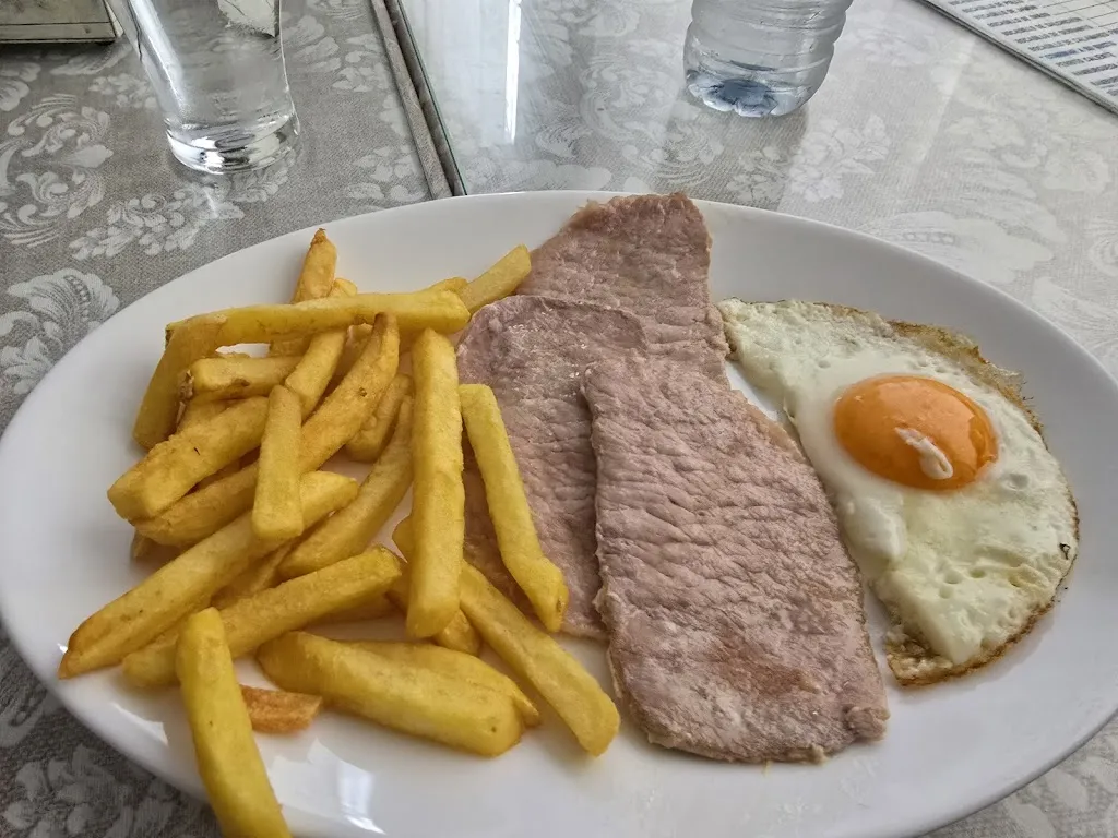 JD Martinez_Bar JARDIN_Doña Mencía_review