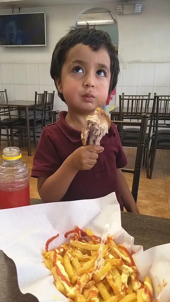 Tomys Burguer_Carcelén_slider_image_2