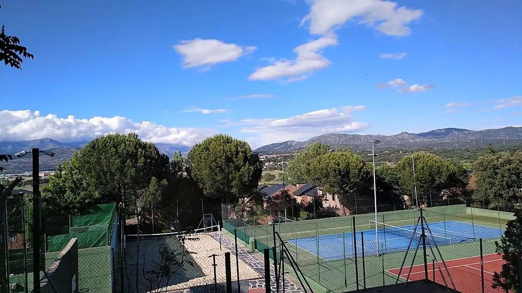 Restaurante Club Social El Guijo_Guijo El_slider_image_2