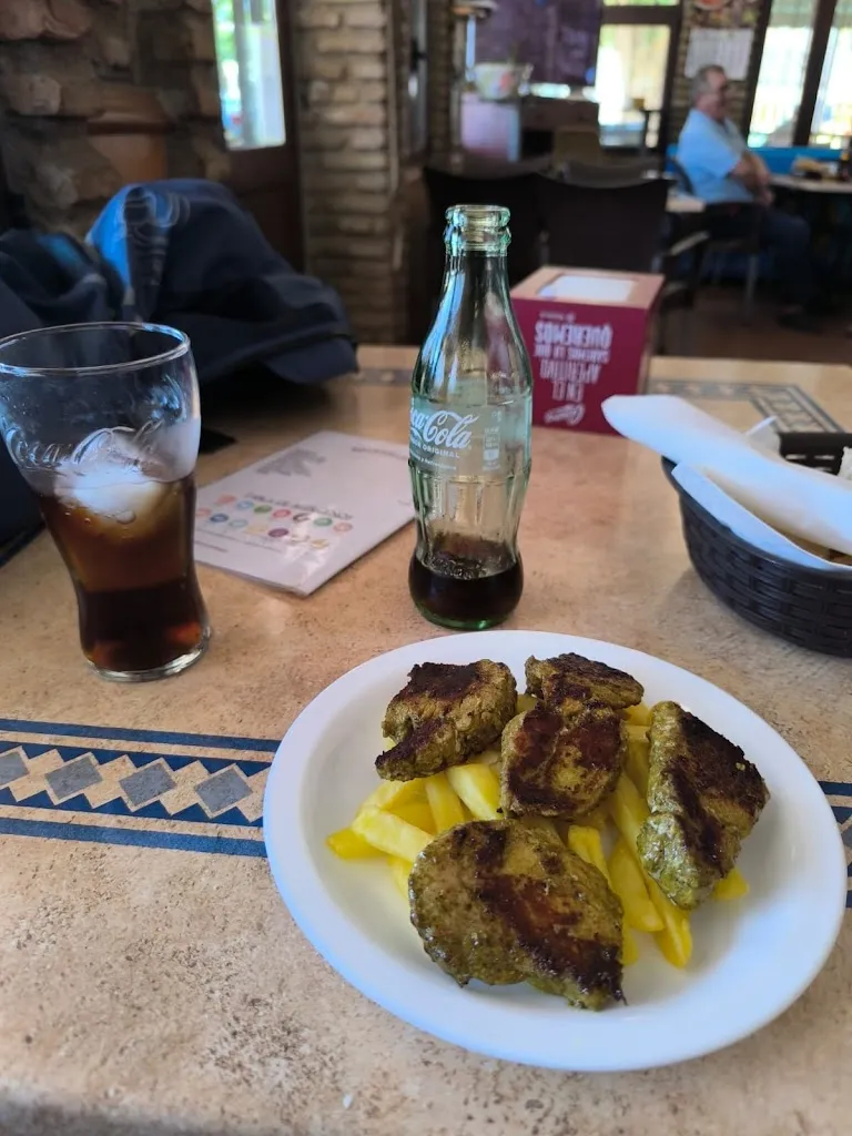 Alejandro Rodríguez_Kiosko Sillero_Fuente Obejuna_review