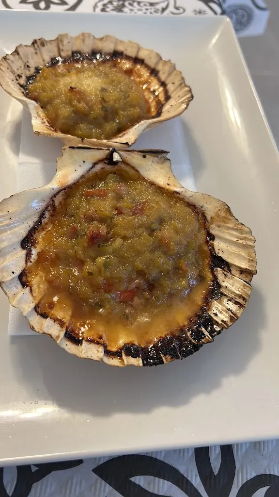 Luis Damian_Mesón O Imprevisto Boqueixón_Boqueixón_review