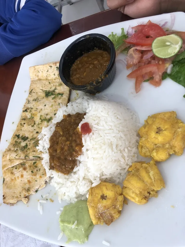 Menu_DELFÍN AZUL CARCELÉN_Carcelén_image_3