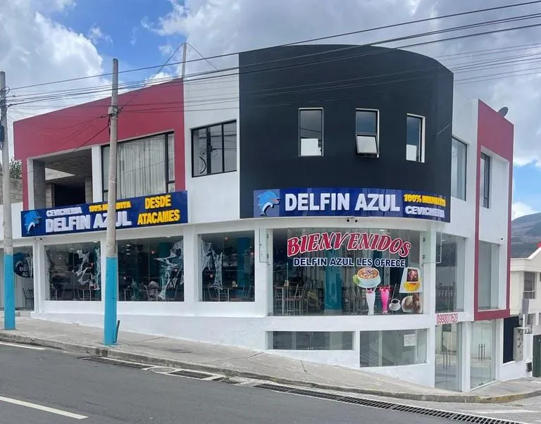 DELFÍN AZUL CARCELÉN restaurant in Carcelén