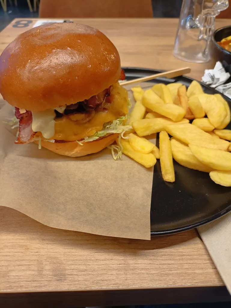 Adrián Ruiz Sánchez_LIMOS_Fernán-Núñez_review