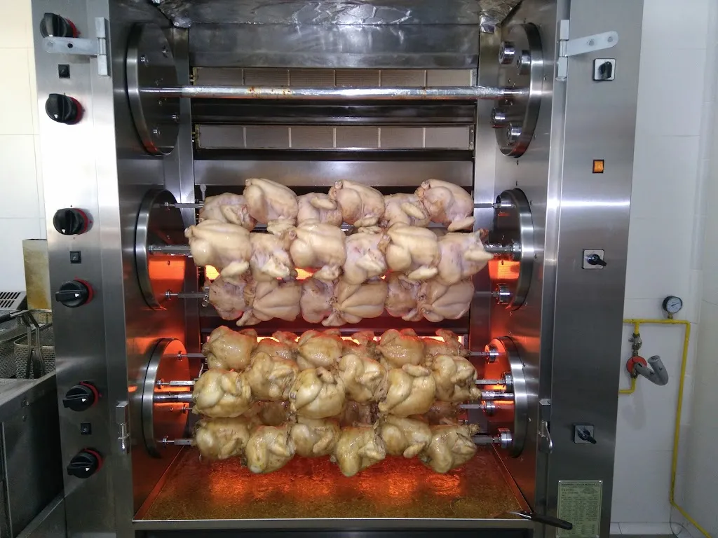 Asador de Pollos Casa Rafael restaurant in Fernán-Núñez