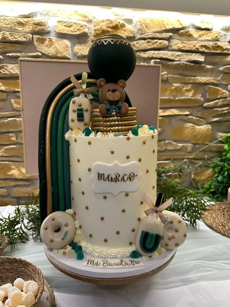 laura bernabé crespo_Rosa Pastel Reposteria Creativa_Fernán-Núñez_review