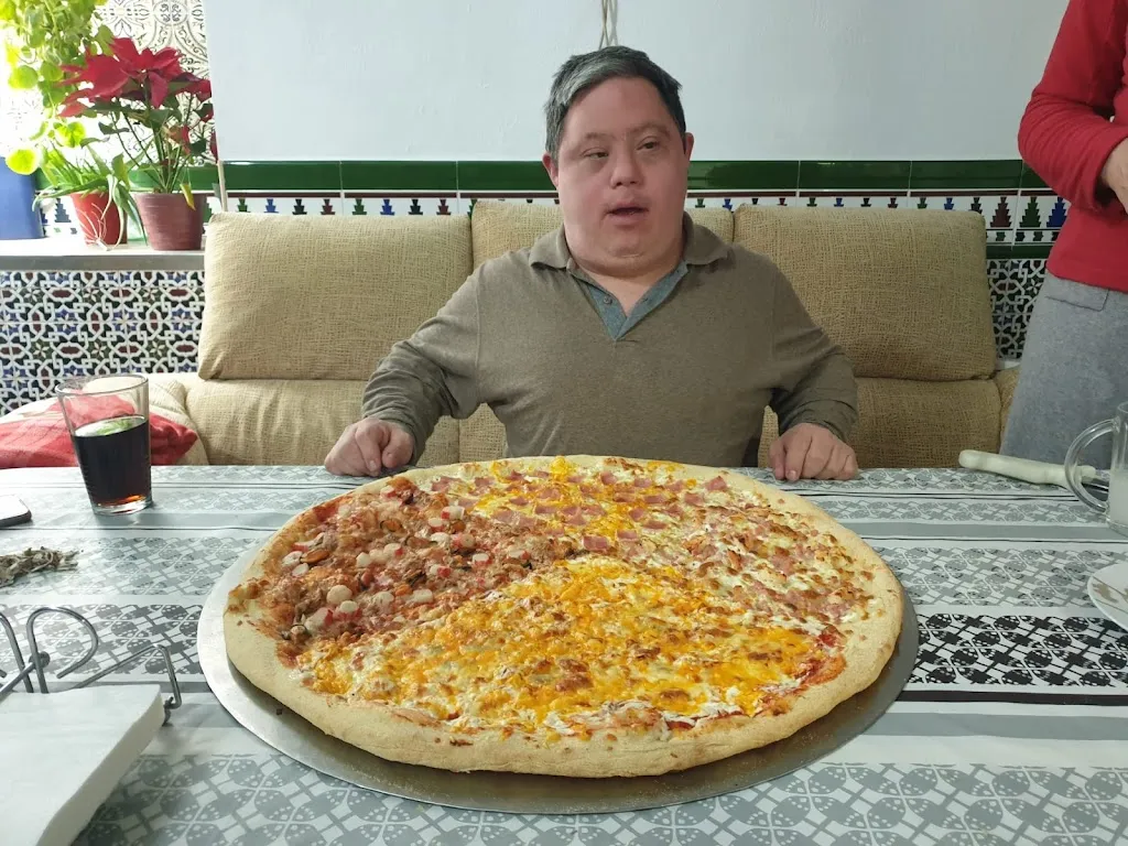 Menu_Pizza Queen's - Fernán Núñez_Fernán-Núñez_immagine_9