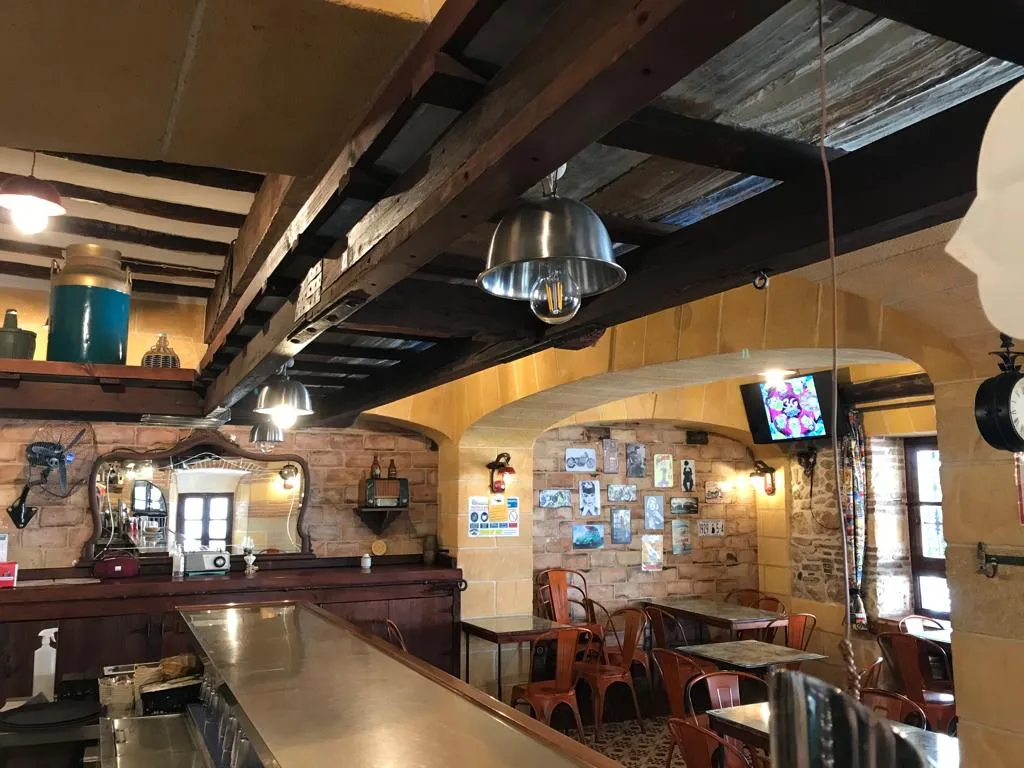 La caverna hornachuelos restaurant in Hornachuelos