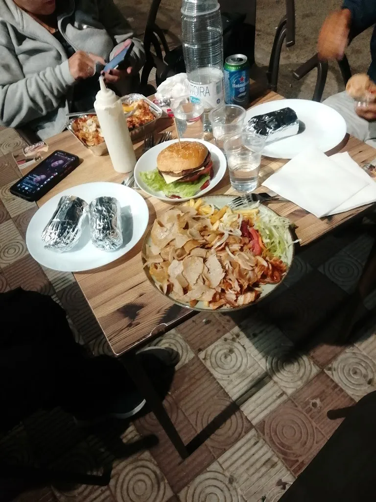 Jose Luis Escalera Vilar_Global kebab_Fuente Palmera_review