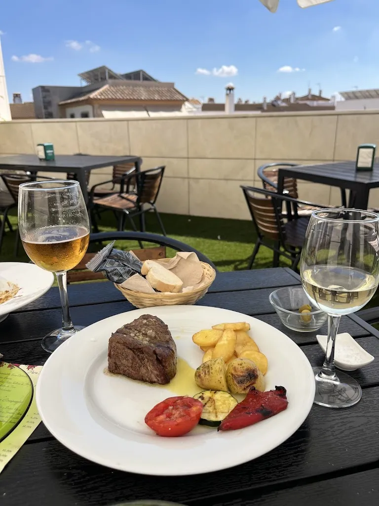 Restaurante La Buganvilla_Fuente Palmera_slider_image_2