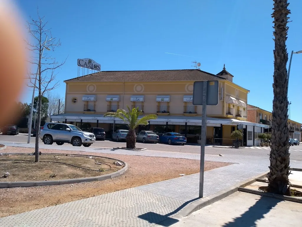 Hotel Restaurante Carlos III_Fuente Palmera_slider_image_1