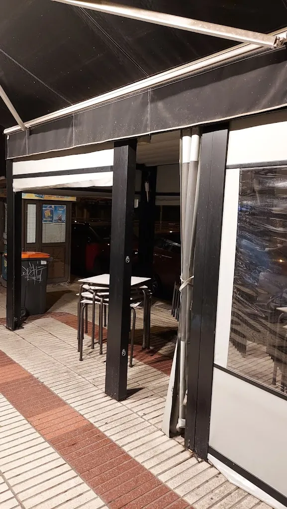 Alberto Salvador Garrido_Cervecería Restaurante Montemayor_Montemayor_recensione