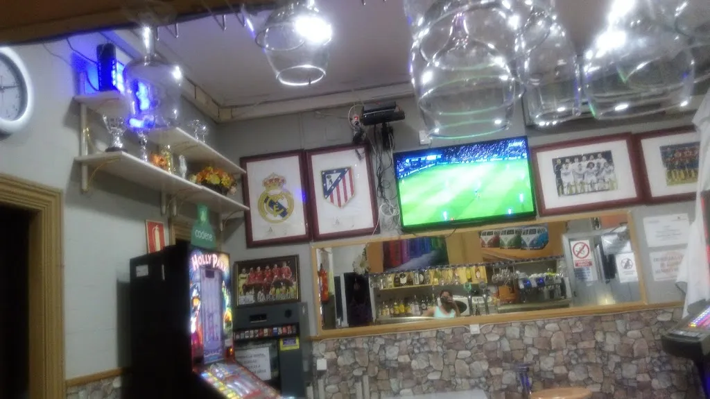 Bar Luque_Luque_slider_image_3