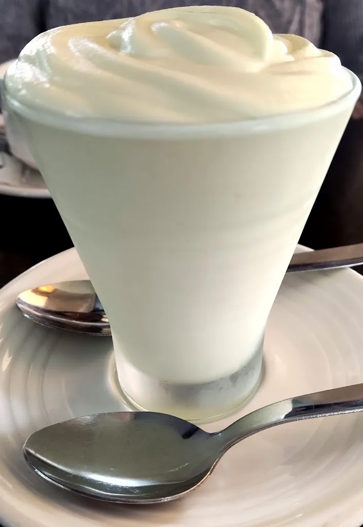 Justin S_BAR SESION CONTINUA_Hinojosa del Duque_review