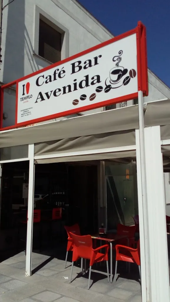 Bar Avenida ristorante a Hinojosa del Duque