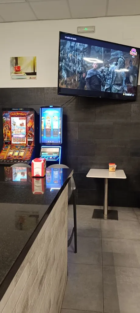 Manuel Maya García_Cafetería Aroma_Hinojosa del Duque_review