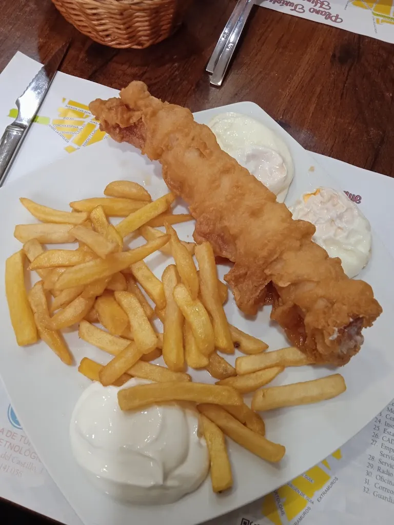 Ruben Fernandez_Cafetería Bar Central_Hinojosa del Duque_review