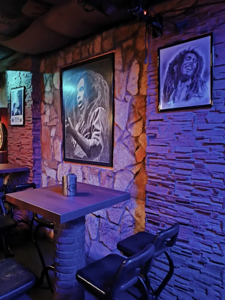 Pub Vengho restaurant in Hinojosa del Duque