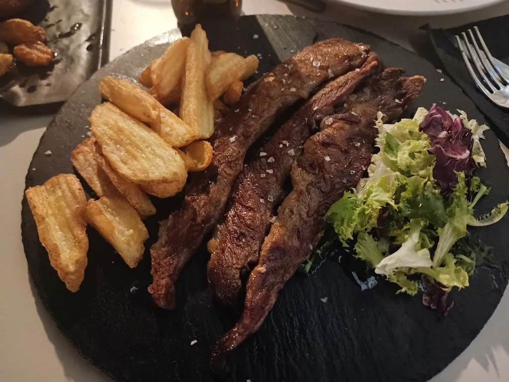 Mesón Brigadier El Condesito_Hinojosa del Duque_slider_image_2