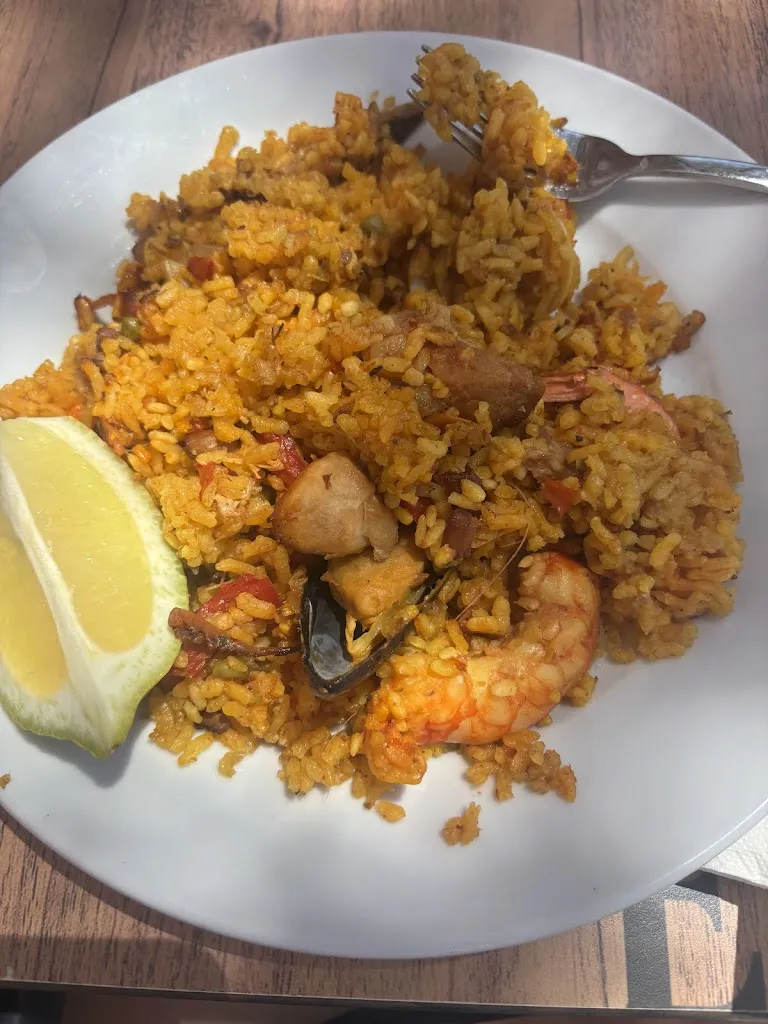 Rebecca Lawson_Restaurante Chiringuito Valdearenas_Iznájar_review