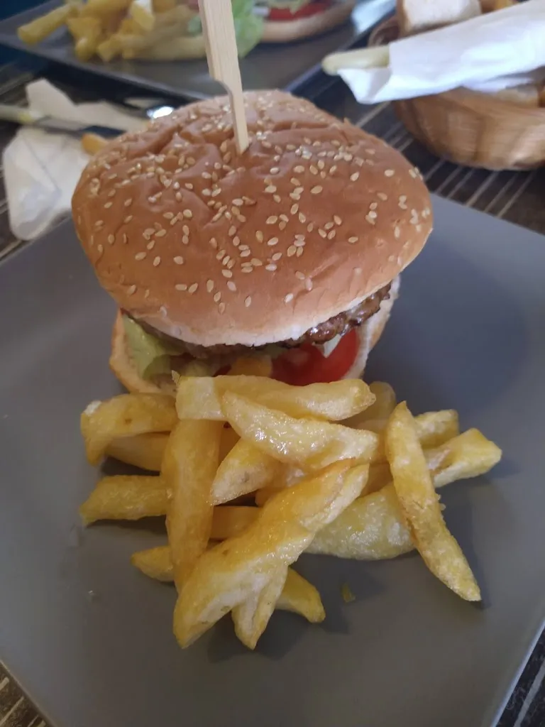 Menu_Nuevo bar marcianos_Iznájar_image_6