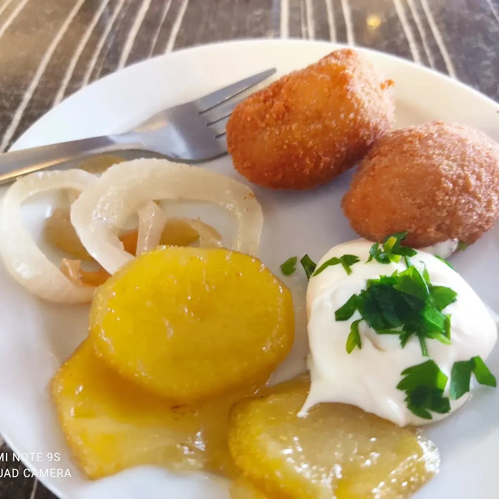 Nuevo bar marcianos_Iznájar_slider_image_2