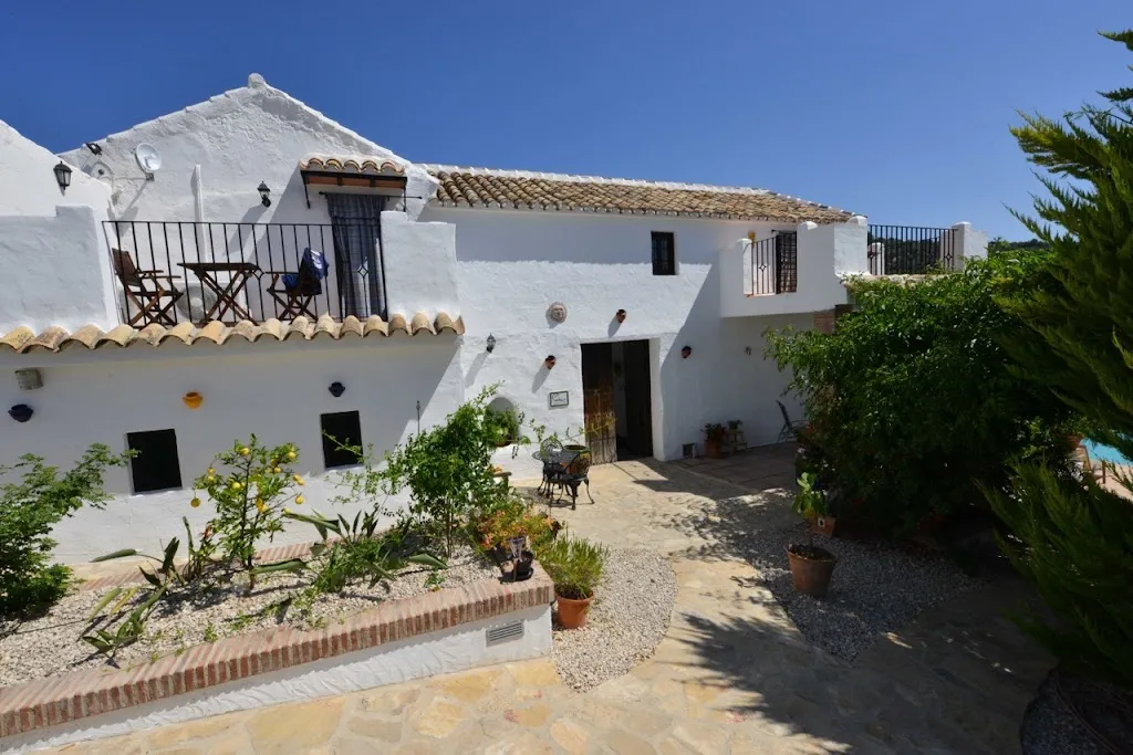 Cortijo La Haza restaurant in Iznájar
