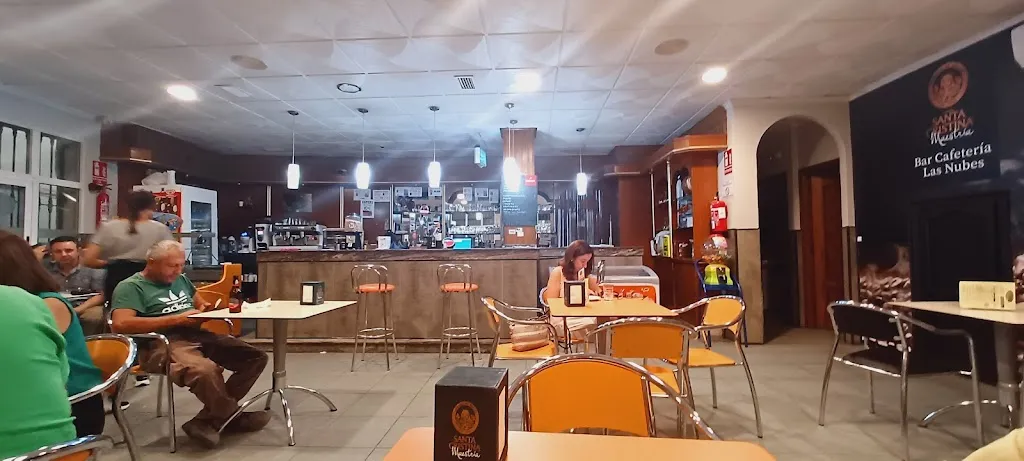 Cafetería Las Nubes restaurant in Iznájar