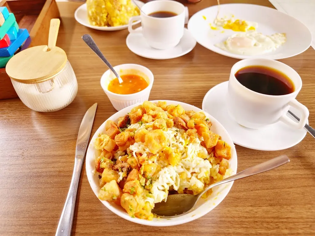 Martina Hernandez_VERDE PINTON Y MADURO CARCELEN_Carcelén_review