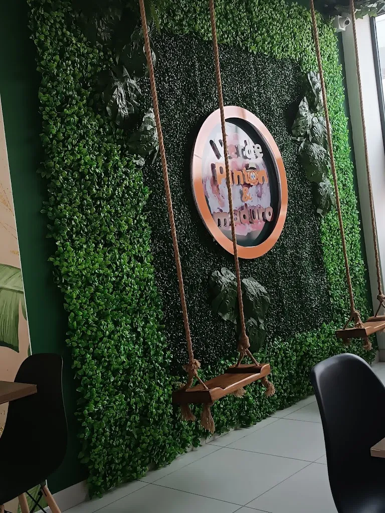 VERDE PINTON Y MADURO CARCELEN ristorante a Carcelén